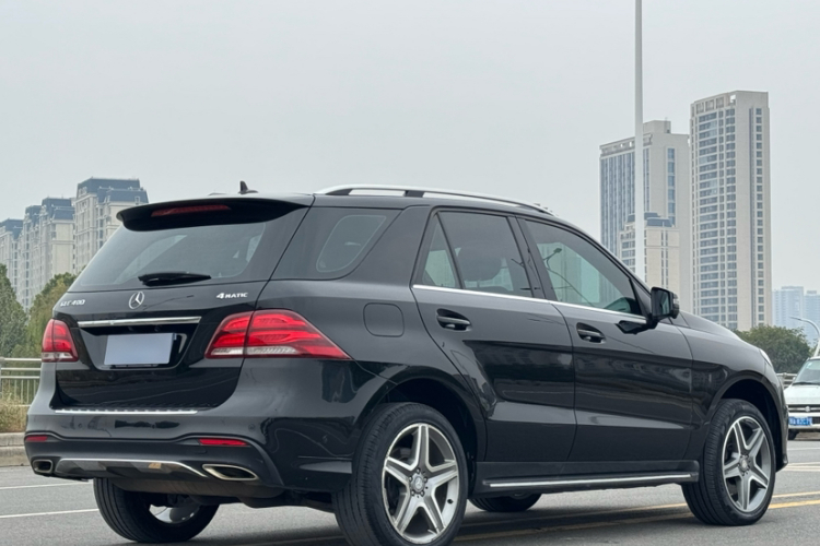 奔驰GLE 2015款 GLE 400 4MATIC车身外观6004