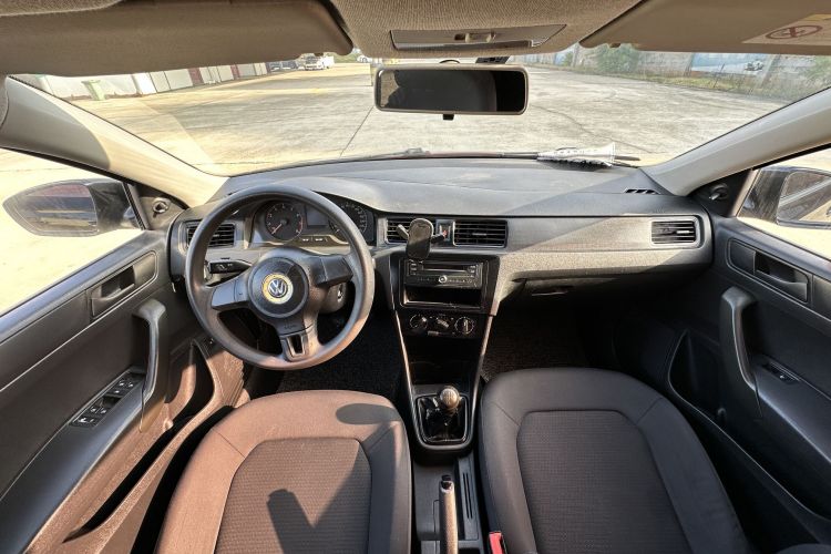 大众 桑塔纳 2015款 1.6L 手动风尚版中控内饰7001