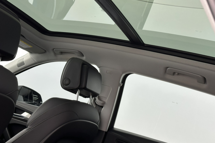 奥迪Q5L 2022款 改款 45T 豪华动感型局部细节9004