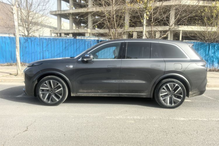 理想汽车 理想L8 2024款 Ultra车身外观6007