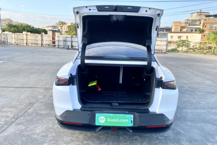 ARCFOX极狐 极狐 阿尔法S5 2025款 560MAX 185kW局部细节23