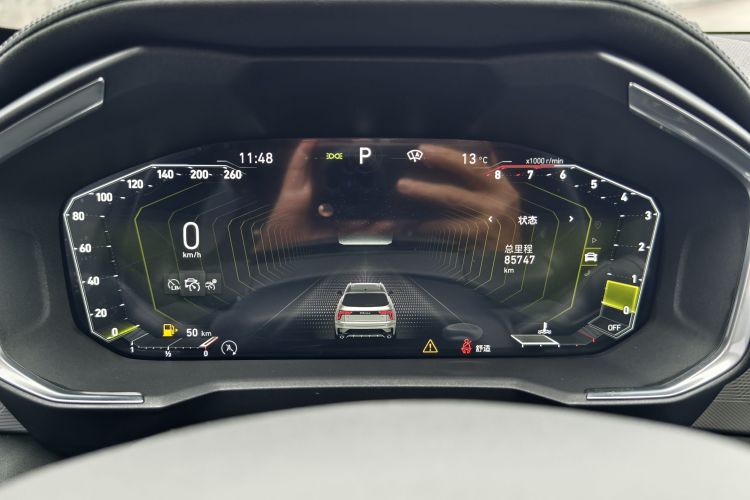 领克01 2021款 2.0TD 两驱型Pro中控内饰15