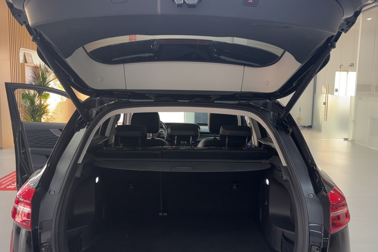 红旗HS5 2022款 改款 2.0T 智联旗享版局部细节23