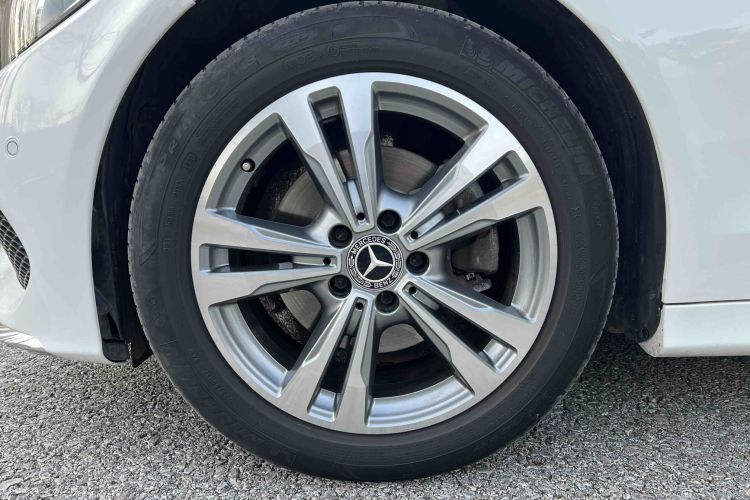 奔驰C级 2017款 改款 C 200 L 运动版车身外观6006