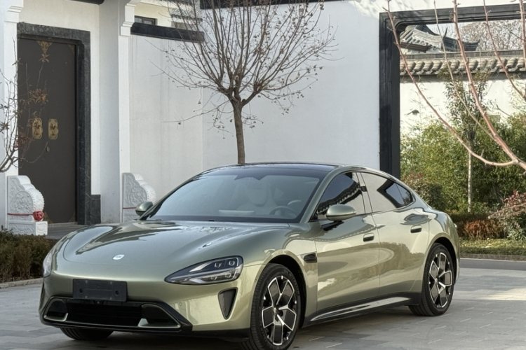 小米汽车 小米SU7 2024款 后驱标准创始版车身外观1