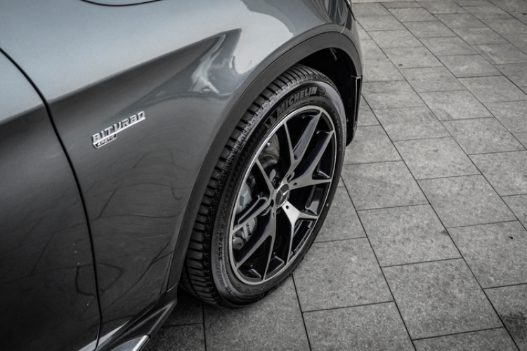 奔驰GLC轿跑 AMG 2022款 AMG GLC 43 4MATIC 轿跑SUV车身外观6008