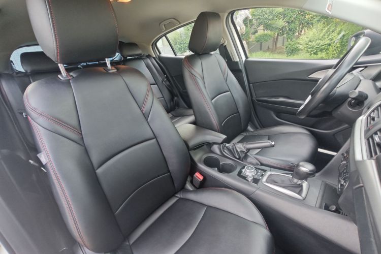 马自达3 昂克赛拉 2017款 两厢 1.5L 自动舒适型 国V中控内饰7004