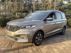 宝骏360 2019款 1.5L 手动豪华型 国VI