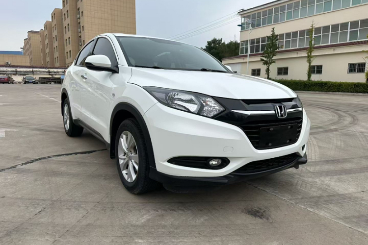 本田 缤智 2015款 1.5L CVT两驱舒适型车身外观6002