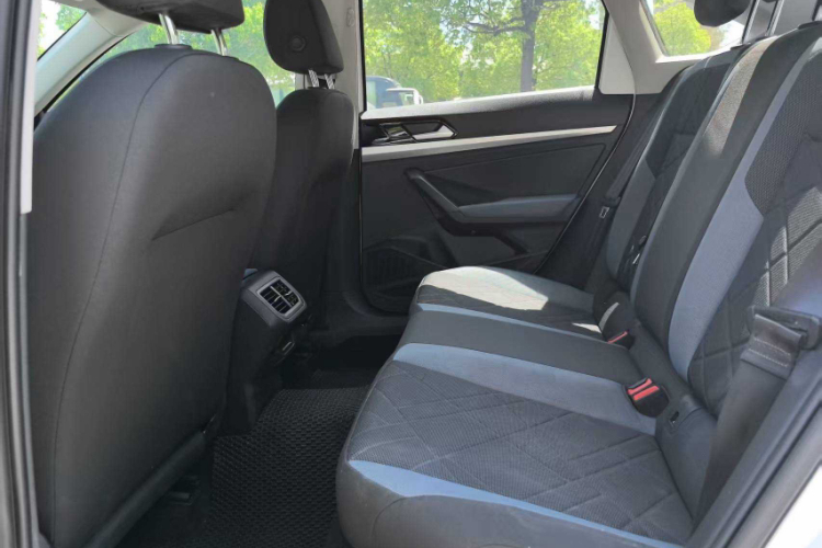 大众 朗逸 2023款 1.5L 自动得逸版车身外观6006