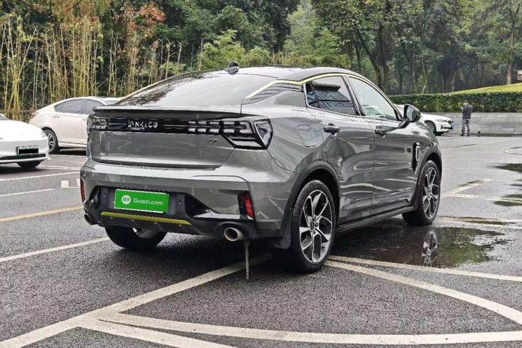 领克05 2022款 2.0TD 两驱耀Halo车身外观6004