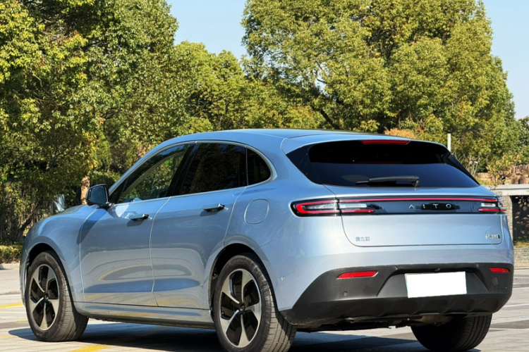 鸿蒙智行 问界M5 2022款 纯电后驱标准版车身外观6005