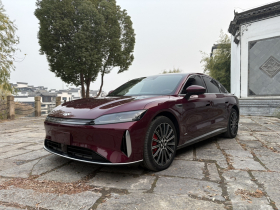 奇瑞风云 风云A9L 2025款 四驱高能巅峰版