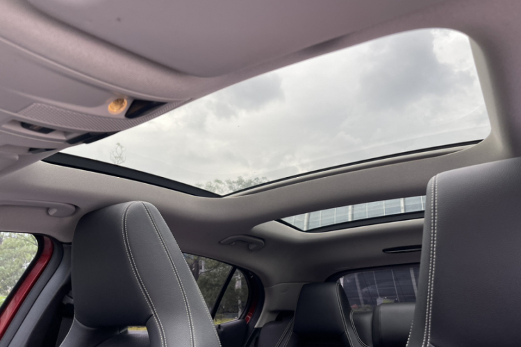 奔驰GLA 2018款 GLA 200 动感型局部细节22