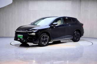 小鹏G7 2025款 702 超长续航 Ultra