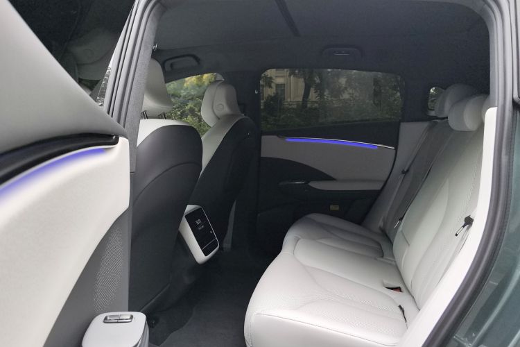 小鹏G7 2025款 702 超长续航 Ultra中控内饰7006