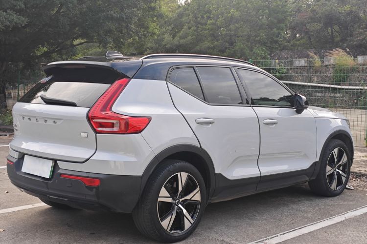 沃尔沃XC40新能源 2021款 P8 纯电 四驱智雅运动版车身外观6009