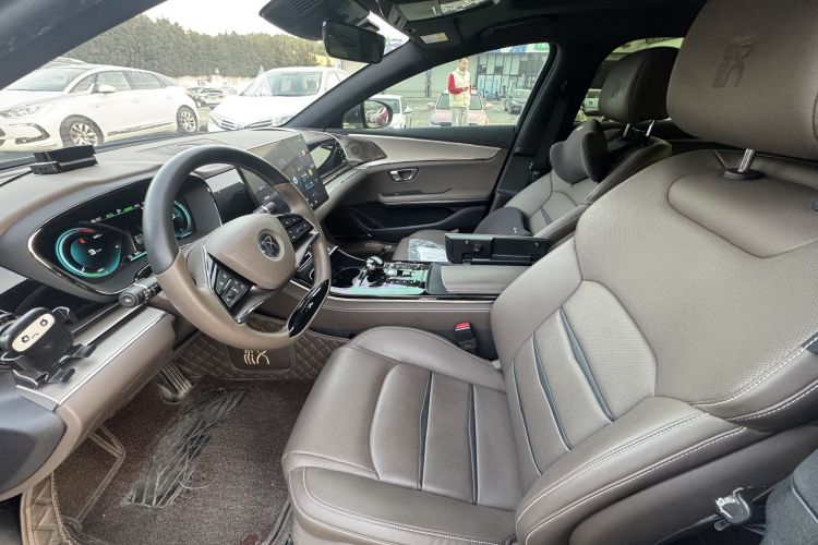 比亚迪 汉 2020款 EV 超长续航版豪华型中控内饰7002
