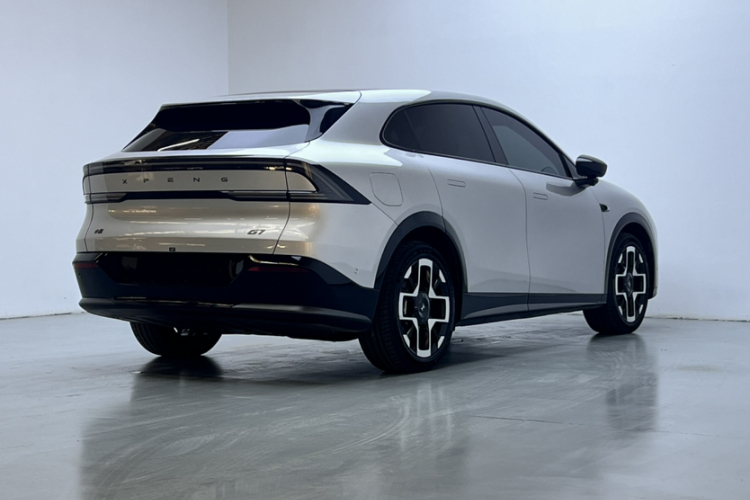 小鹏G7 2025款 702 超长续航 Max车身外观6002