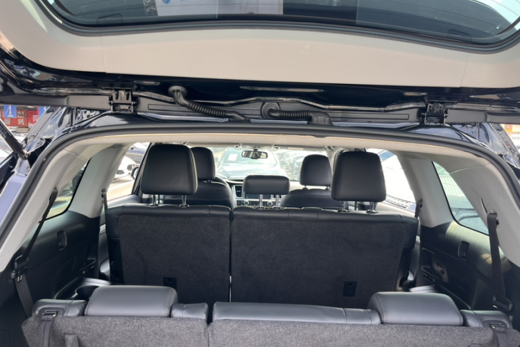 丰田 汉兰达 2017款 2.0T 四驱豪华版 7座中控内饰7008