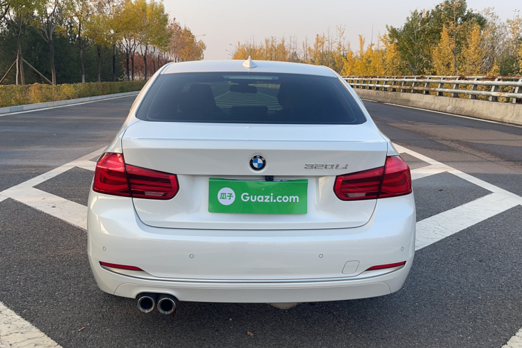 宝马3系 2018款 320Li 时尚型车身外观6004