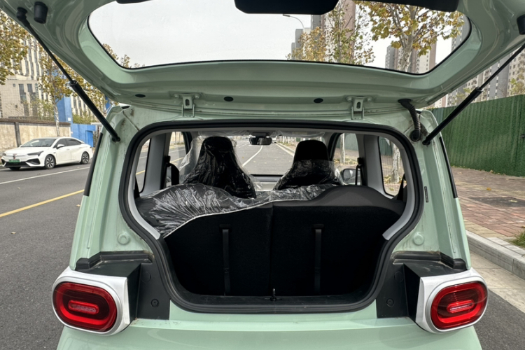 五菱汽车 宏光MINIEV 2024款 第三代 215km 青春版局部细节23