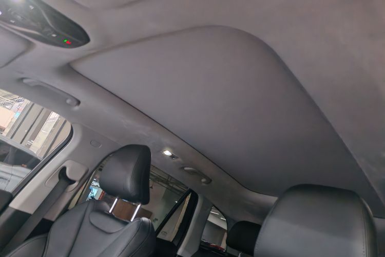 吉利汽车 星越L 2023款 2.0TD 高功自动两驱旗舰型中控内饰7005