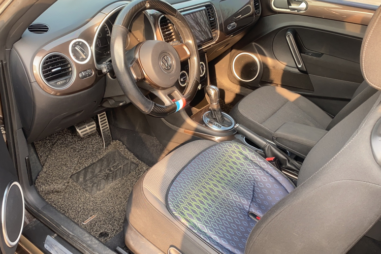 大众 甲壳虫 2015款 180TSI中控内饰7003