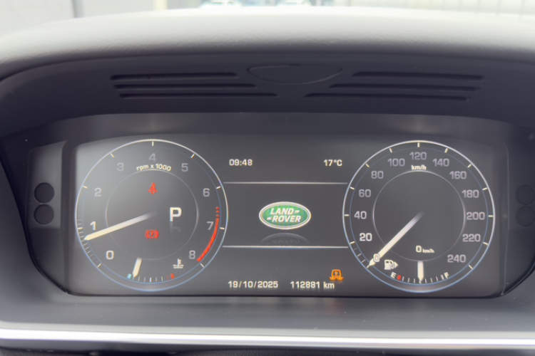 路虎 揽胜运动版 2016款 3.0 SC V6 HSE DYNAMIC局部细节14