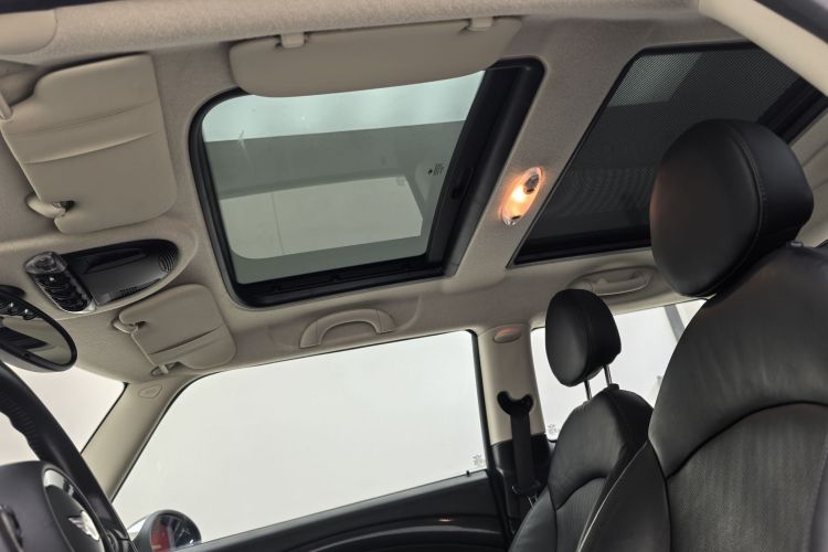 MINI 2011款 1.6T COOPER S局部细节22