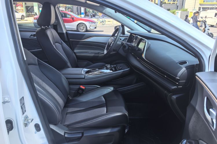 埃安 AION S 2023款 魅 580 磷酸铁锂中控内饰7006