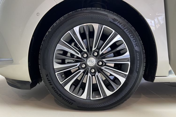 别克GL8 2020款 ES陆尊 653T 豪华型车身外观6003