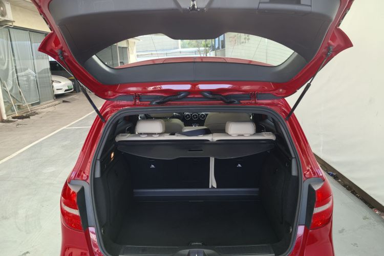 奔驰B级 2012款 B 180车身外观6014