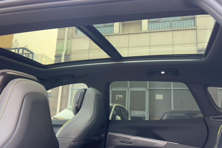 领克08 EM-P 2025款 120km 长续航Pro局部细节22