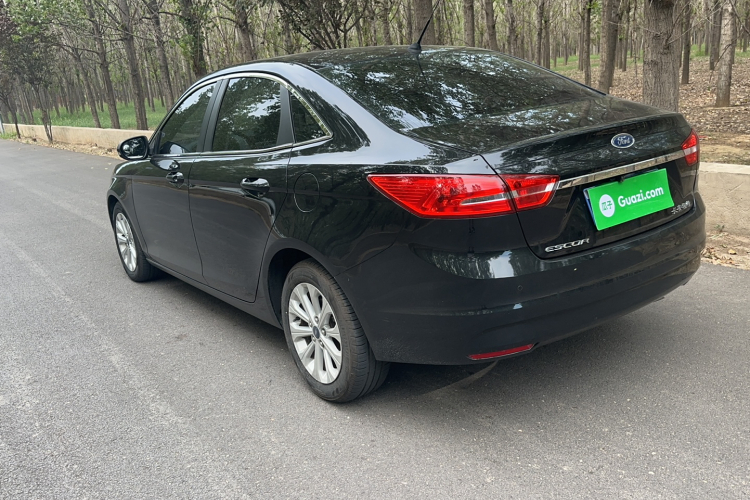 福特 福睿斯 2015款 1.5L 自动时尚型车身外观6004