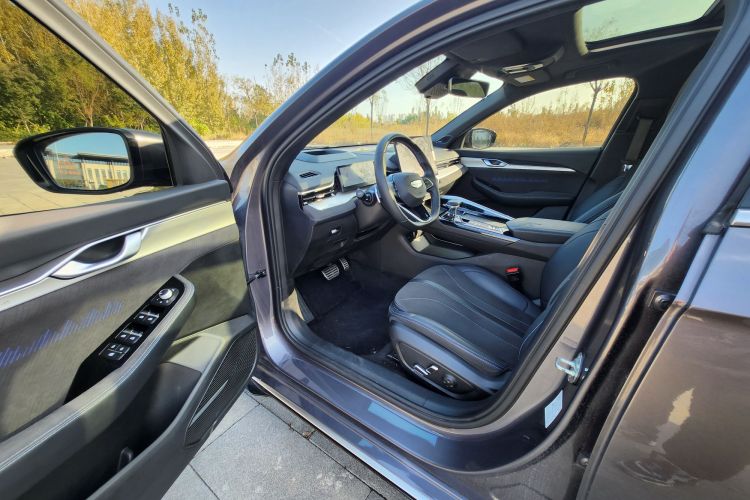 吉利汽车 星瑞 2025款 东方曜 2.0TD 望月版中控内饰7003