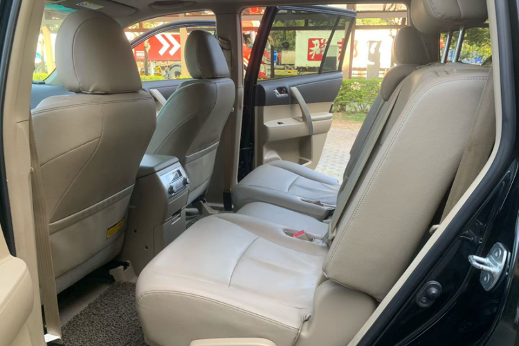 丰田 汉兰达 2012款 2.7L 两驱7座豪华版中控内饰7007