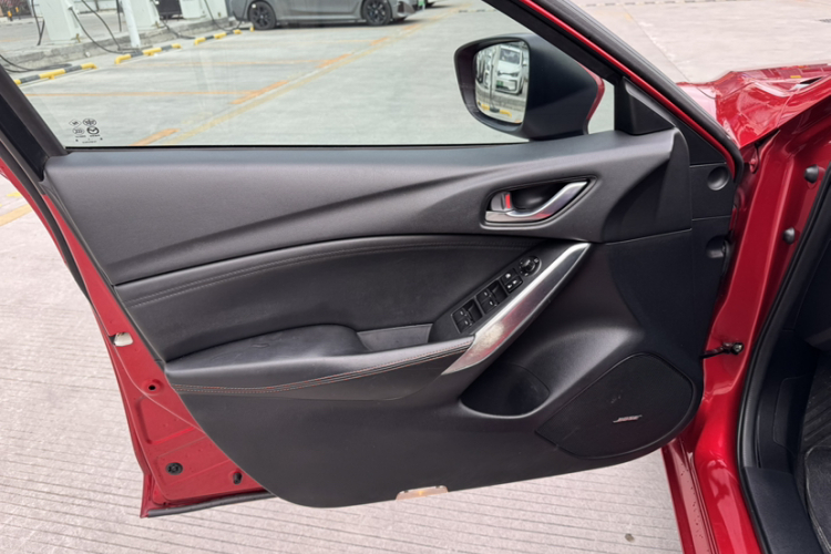 马自达 阿特兹 2014款 2.5L 蓝天至尊版中控内饰7001