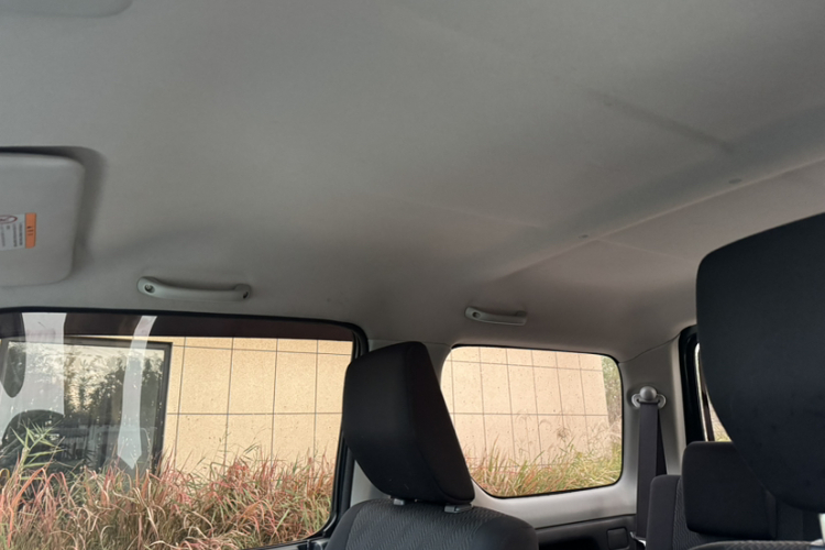 铃木 吉姆尼 2012款 1.3 AT JLX局部细节22