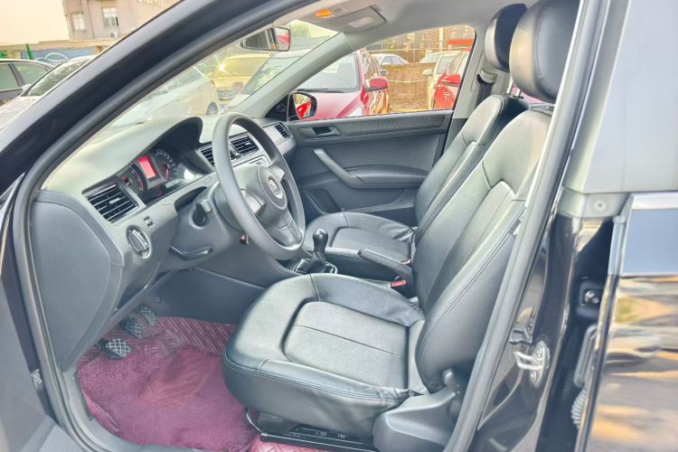 大众 桑塔纳 2015款 1.6L 手动风尚版局部细节19