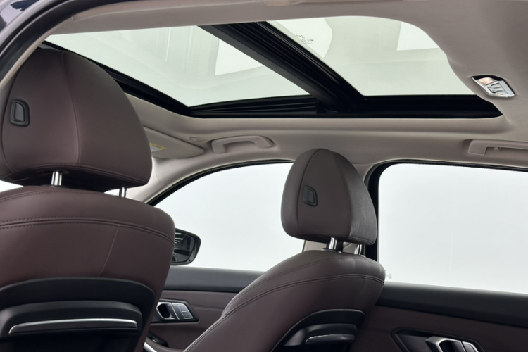 宝马3系 2021款 改款 320Li M运动套装局部细节9010