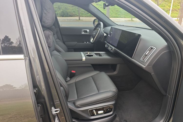 理想汽车 理想L7 2024款 MAX中控内饰7008