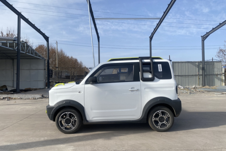 吉利银河 2024款 200km 熊猫骑士车身外观6003