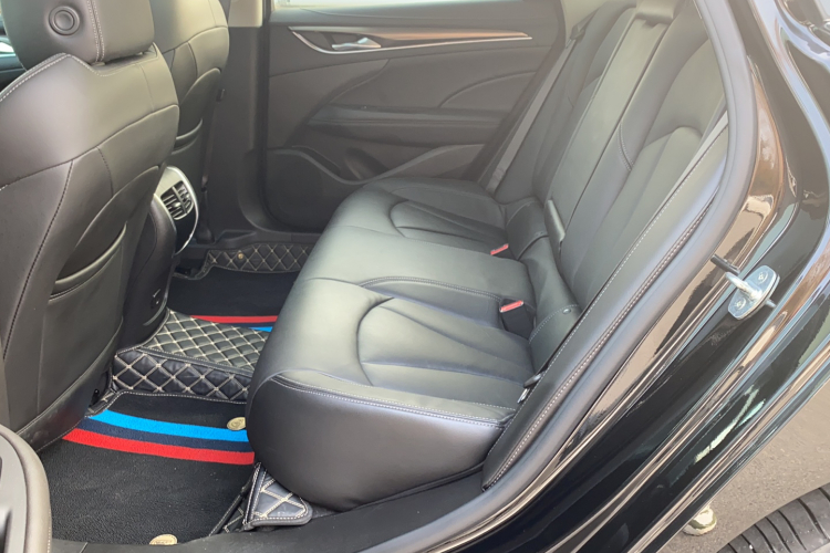 别克 君越 2022款 552T 豪华型中控内饰7002