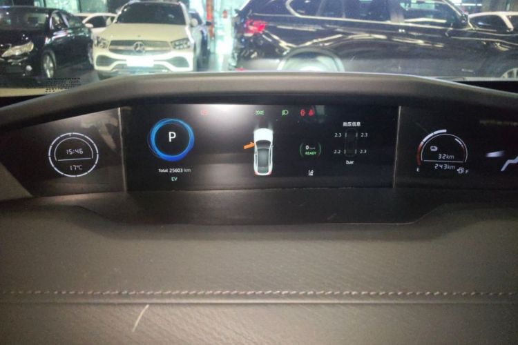 长安UNI-V 智电iDD 2023款  智电iDD 1.5T 113km智趣型（飞快版）中控内饰15