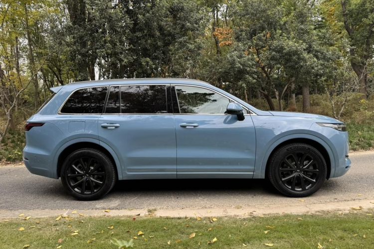 理想汽车 理想ONE 2021款 增程6座版车身外观6006