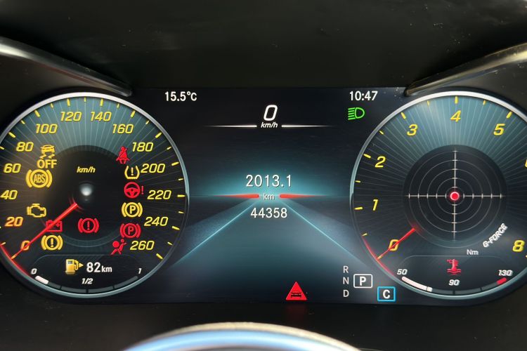 奔驰GLC 2020款 改款 GLC 260 L 4MATIC 豪华型中控内饰15