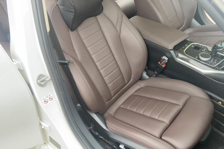 宝马3系 2021款 改款二 325Li M运动套装局部细节41