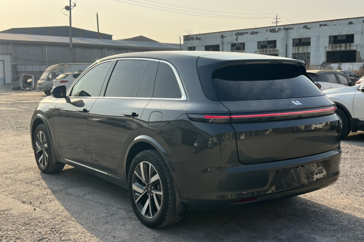 理想汽车 理想L7 2023款 Pro车身外观6001