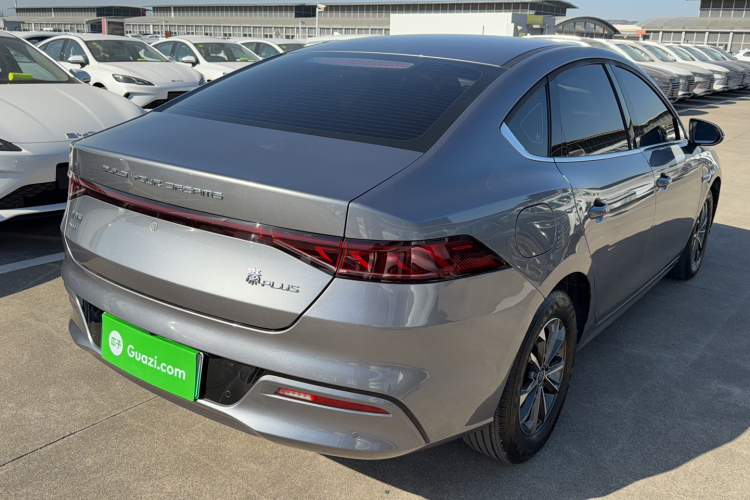 比亚迪 秦PLUS 2024款 荣耀版 DM-i 55KM领先型车身外观6004